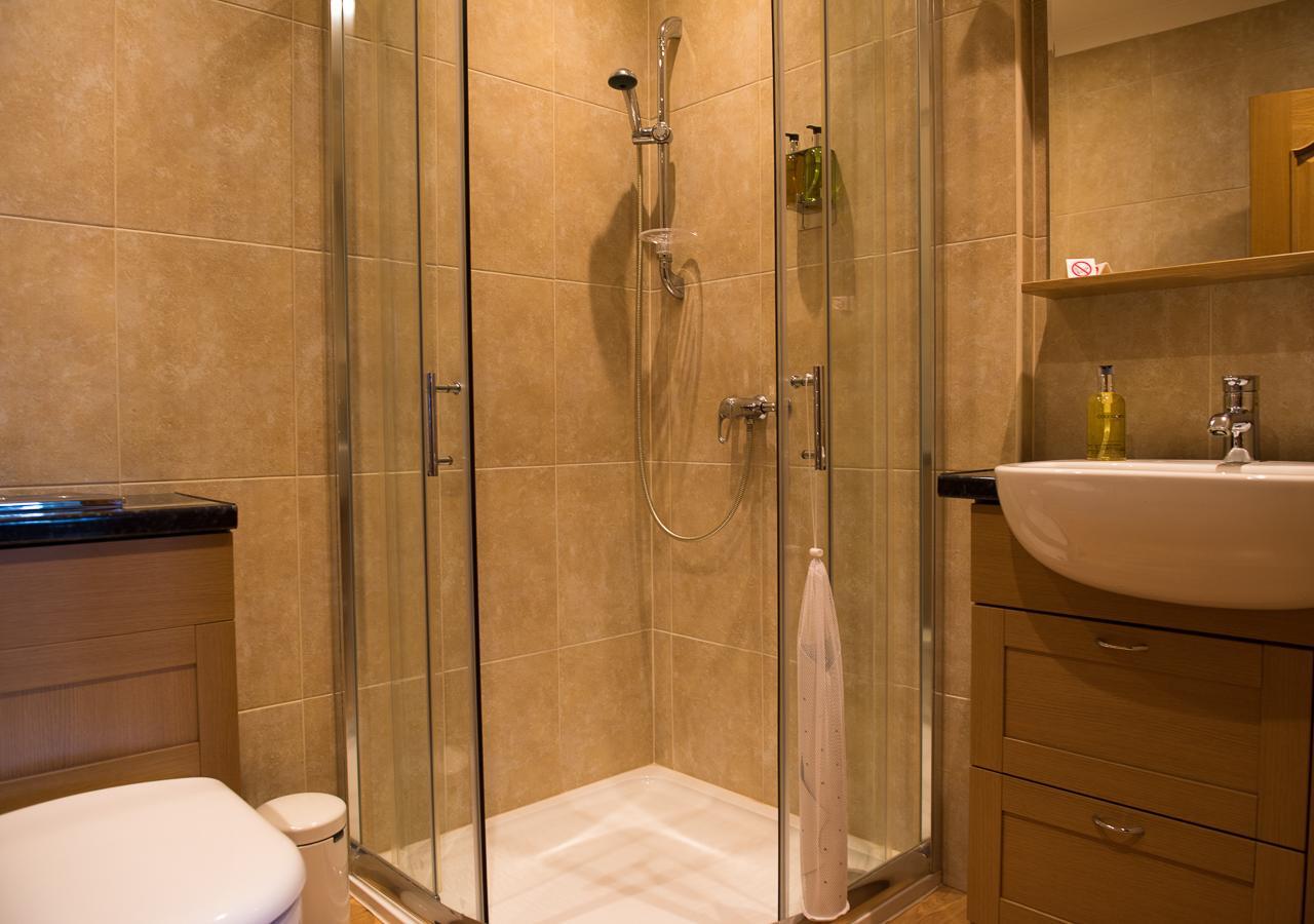 Double Room with Private Bathroom,1185146125:JPEG